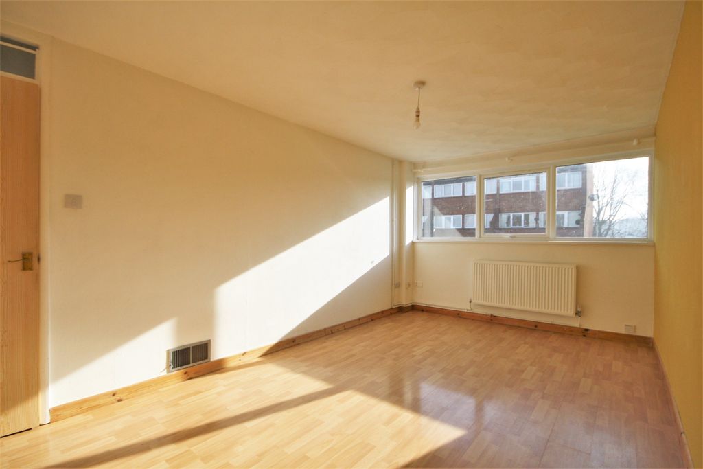 Property photo 2 of 8 Img_5706
