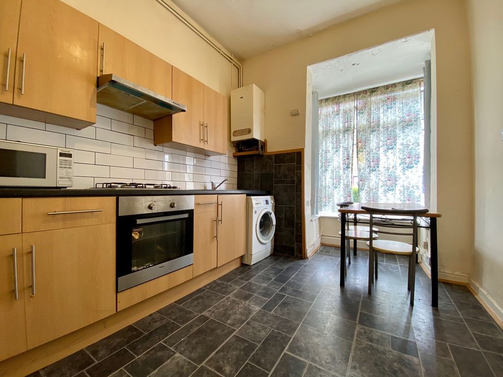 Property photo 2 of 4