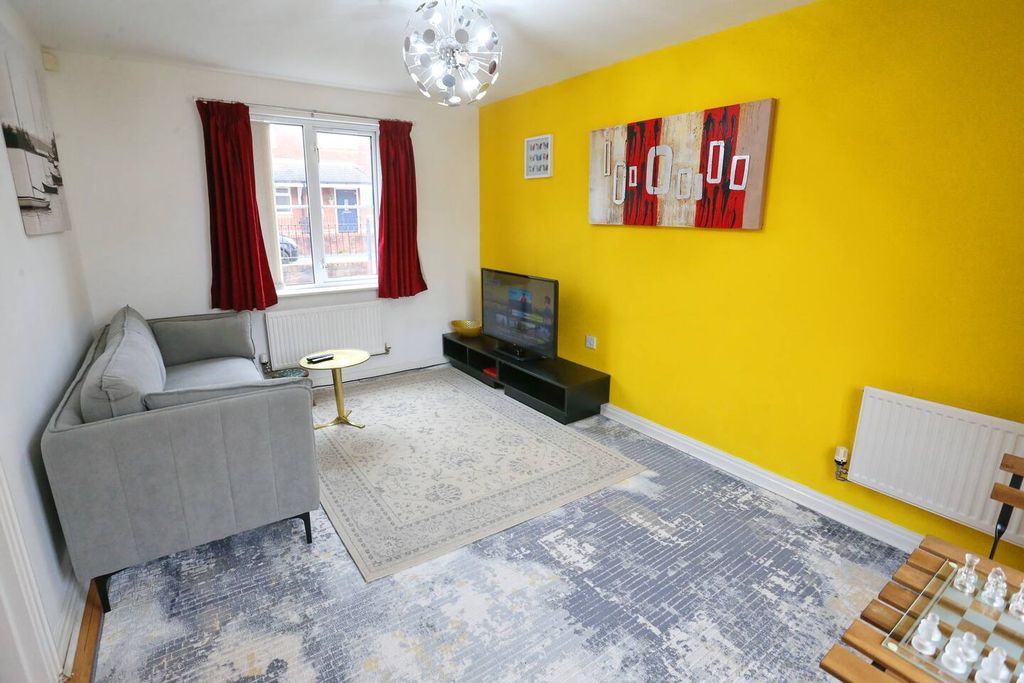 Property photo 2 of 14 Reception Room