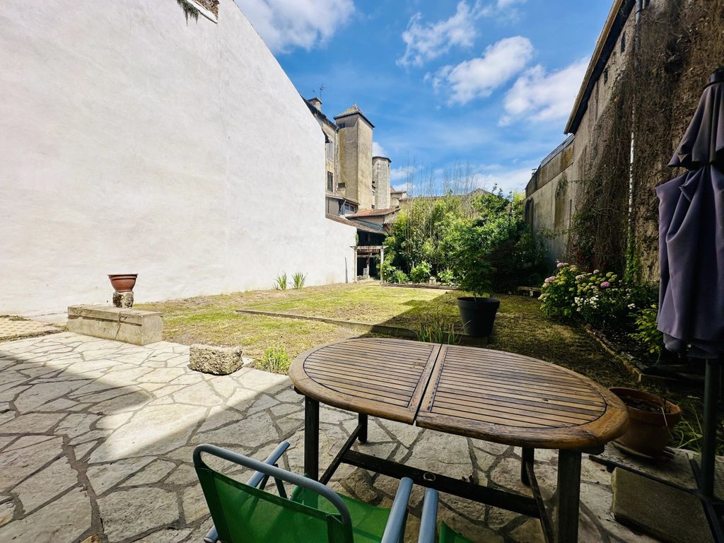 Property photo 2 of 15 309616Fb99d18A554Bf4959Fd762E42E_84E617d582_4032-Original