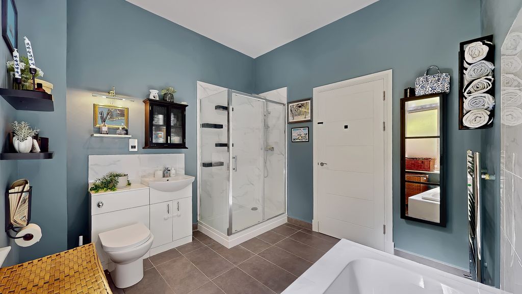 Additional image 23 of 2 bed flat for saleMain Door, Kelvinside Gardens, North Kelvinside G20