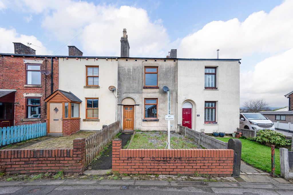 Property photo 1 of 18 508 Bolton Road