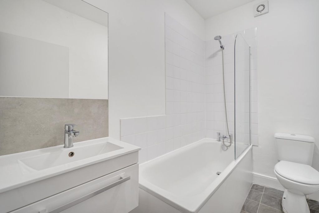 Property photo 3 of 8 Dsc02337-Dsc02339.Jpg