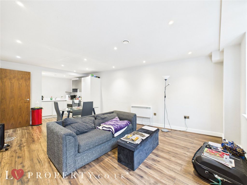 Property photo 1 of 12 Picture No. 04