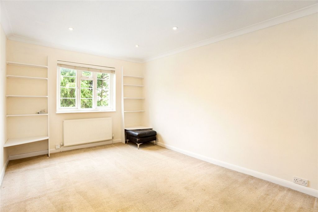 Property photo 2 of 13 Picture No. 08