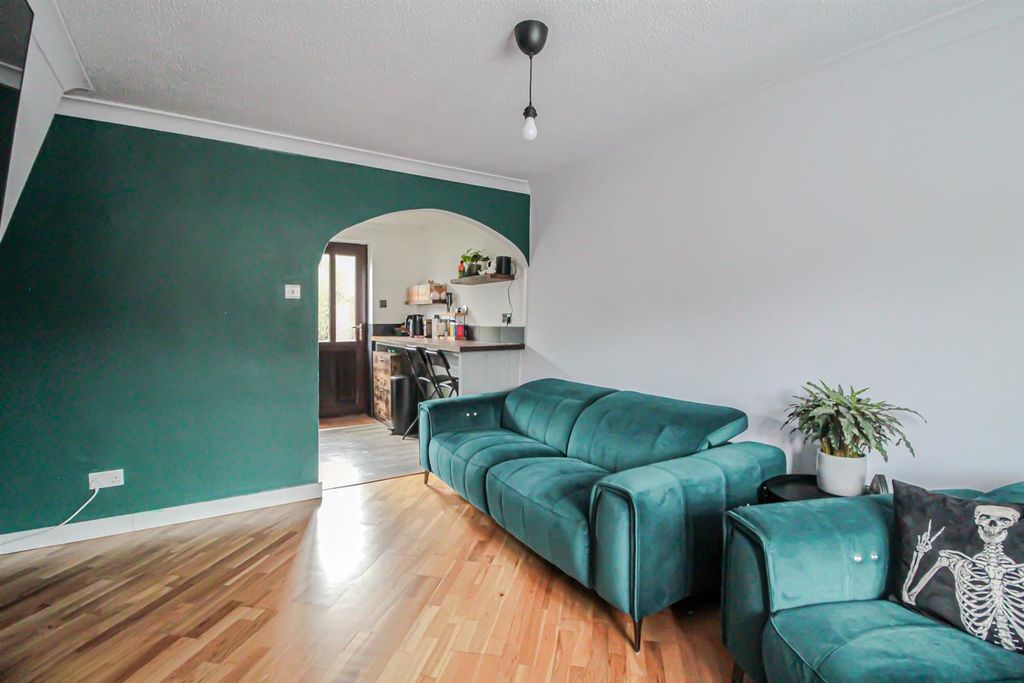 Property photo 3 of 15 Img_8326.Jpg