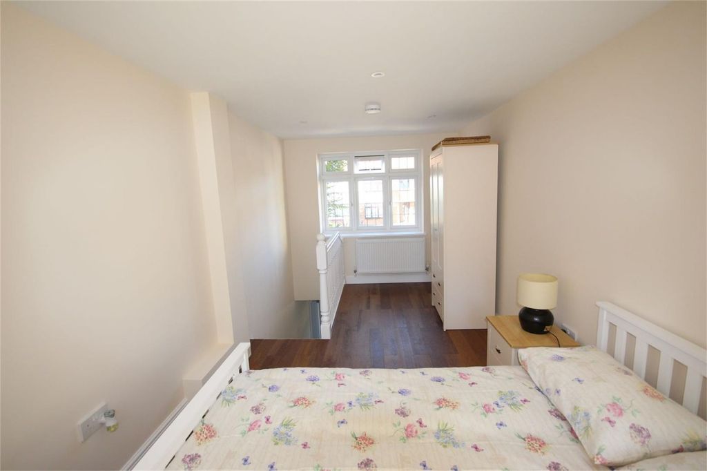 Property photo 2 of 5 2