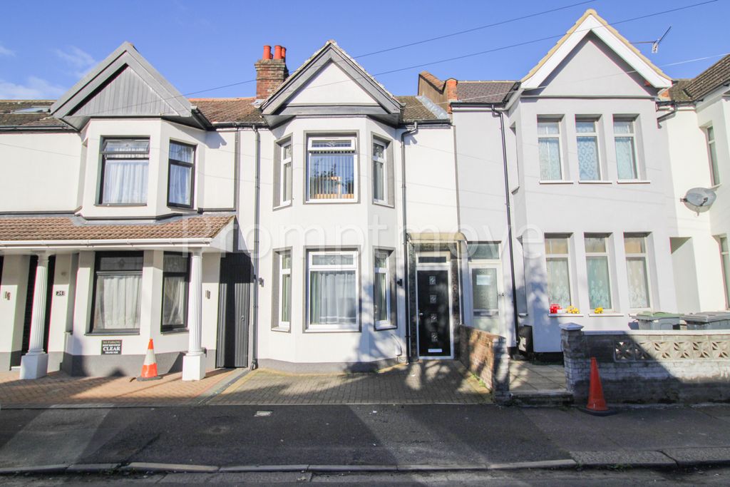 Property photo 1 of 9 Na