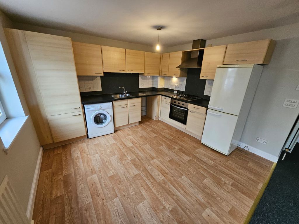 Property photo 2 of 13 Gallery