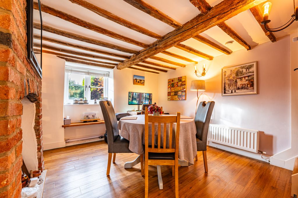 Property photo 3 of 18 Photo 3