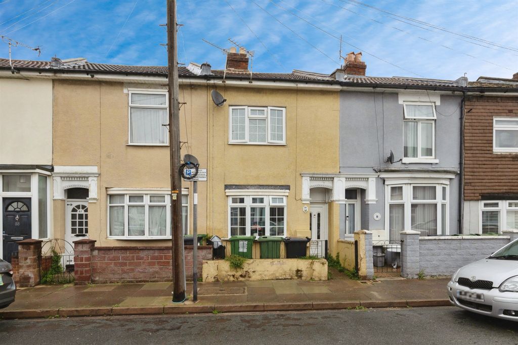 Property photo 1 of 17