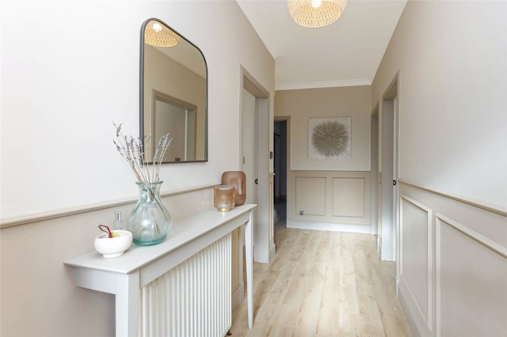 Property photo 2 of 18 Picture No. 02