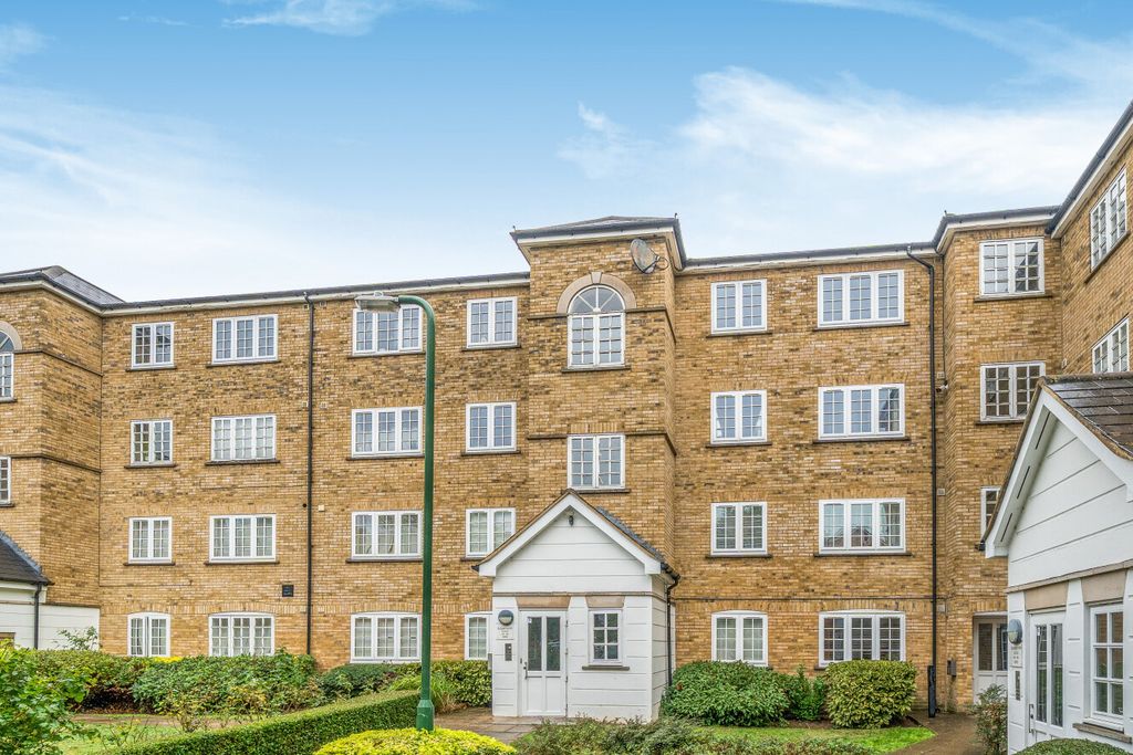 Property photo 2 of 15 1538069-15-6Ae075...
