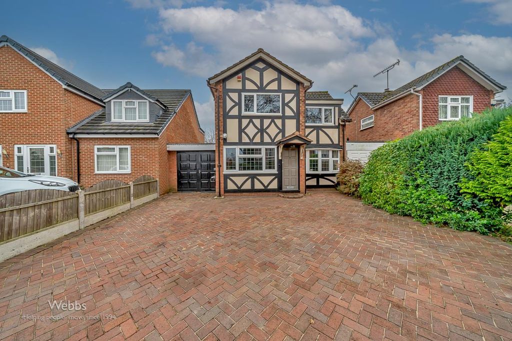 Property photo 1 of 19 Â© Webbs Estate Agents Â© (23 Of 25).Jpg