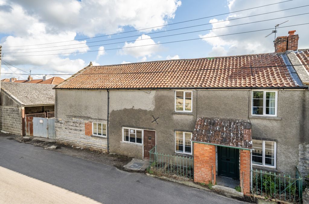 Property photo 2 of 31 1343994-1-68Bace5...