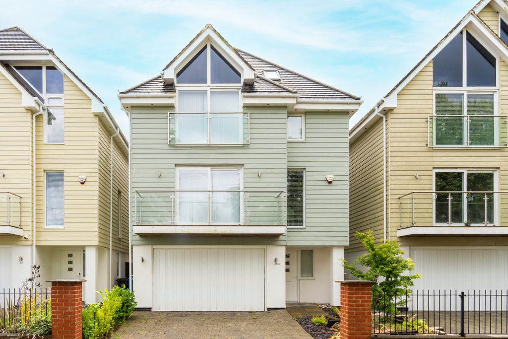 Property photo 1 of 20 38 Birchwood Rd Sky 2- By Ben Parker