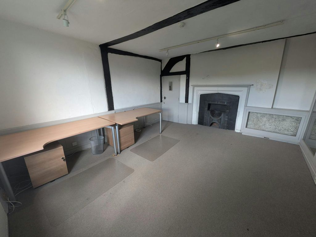 Property photo 3 of 5 1000069816.Jpg