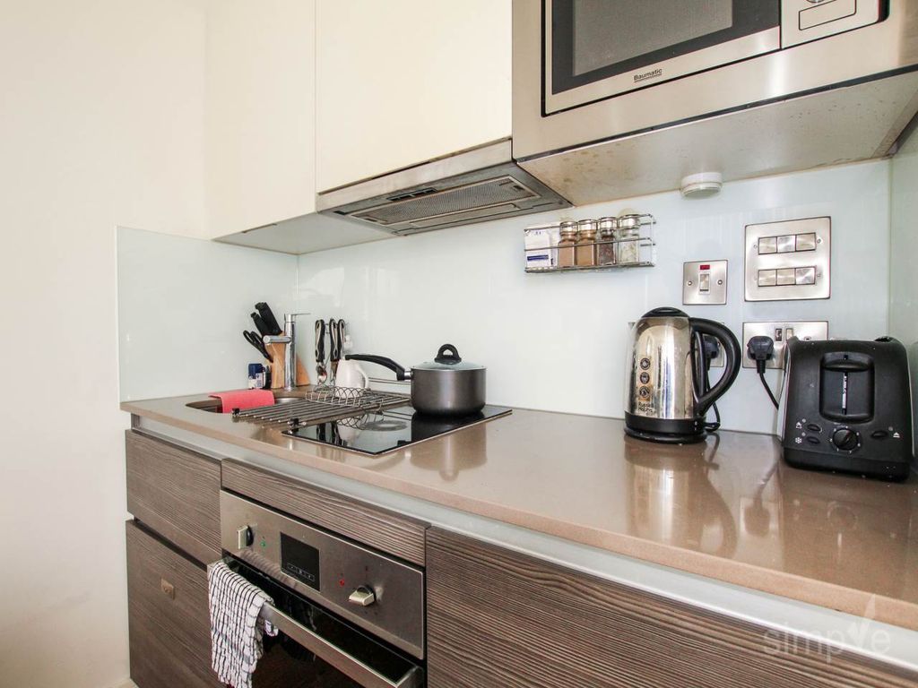 Property photo 3 of 10 Img_7407