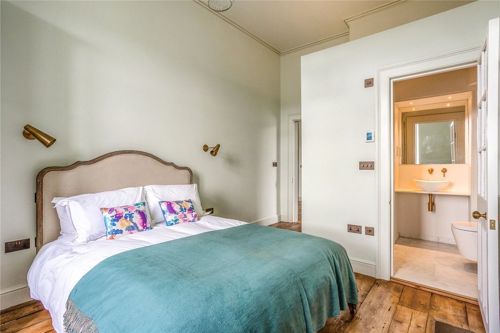 Additional image 12 of 2 bed flat for saleSydney Place, Bath, Somerset BA2