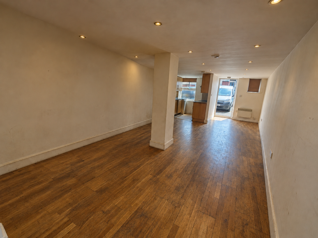 Property photo 1 of 3