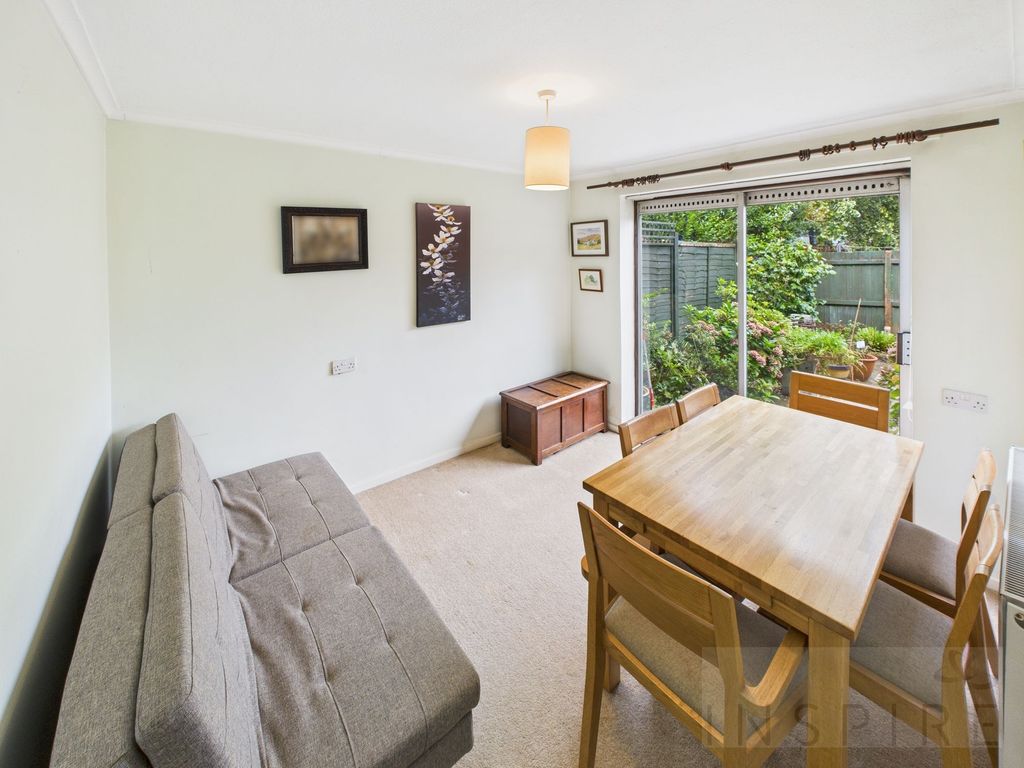 Property photo 3 of 23