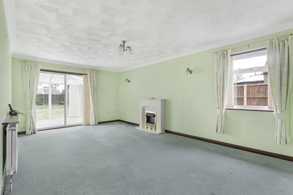 Property photo 2 of 17 18_55048.Jpg