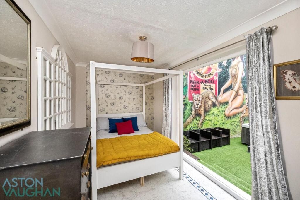 Property photo 3 of 22 4520632