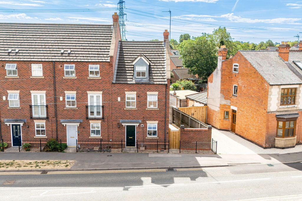 Property photo 1 of 23 F2