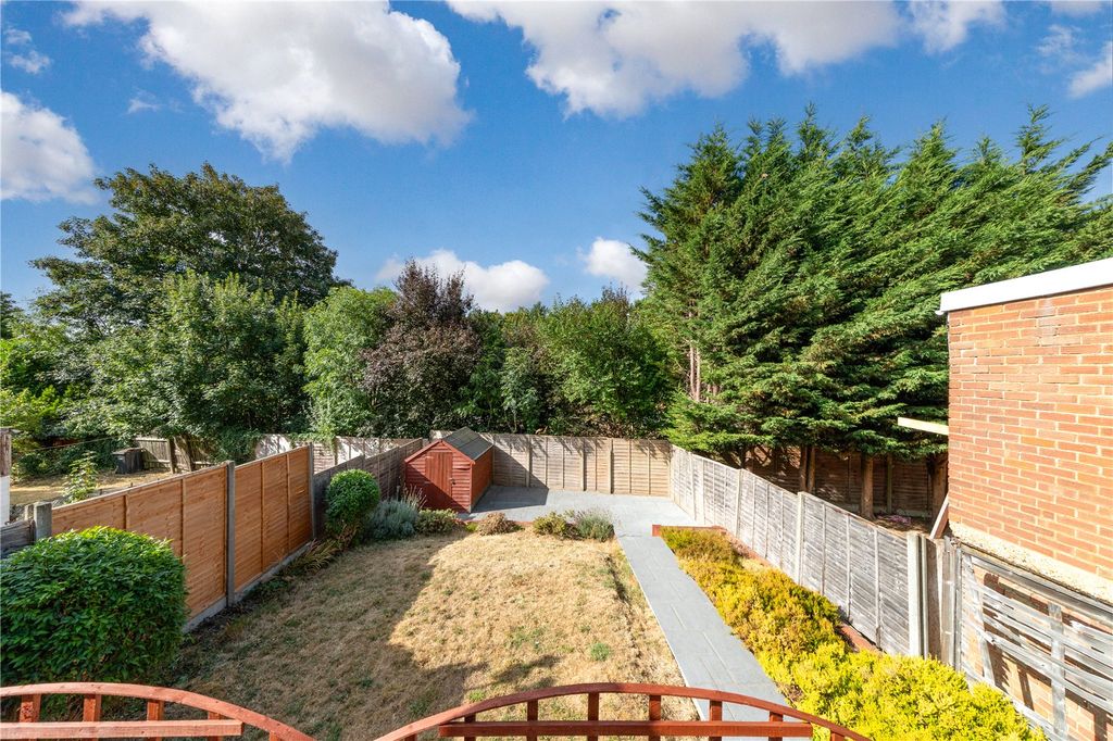 Property photo 2 of 30 Picture No. 27