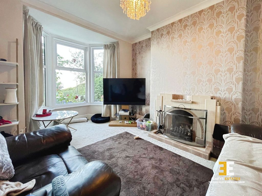 Property photo 3 of 38