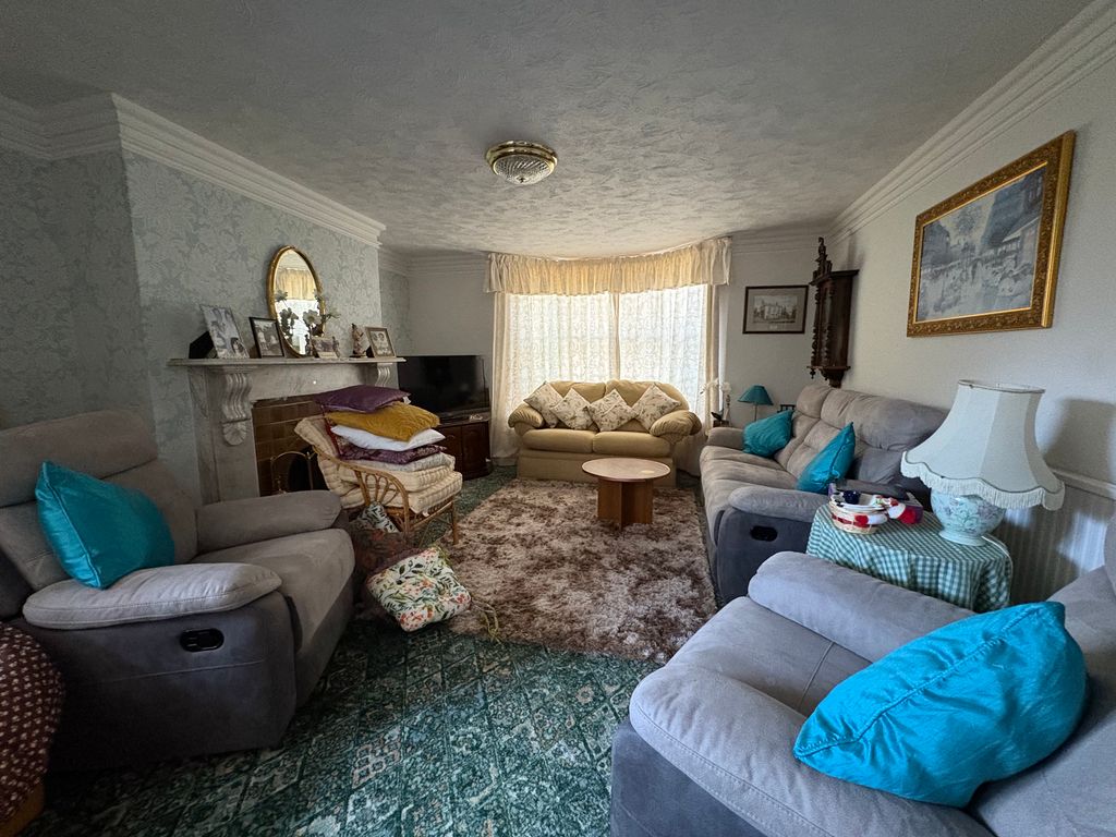 Property photo 2 of 21 Img_9125