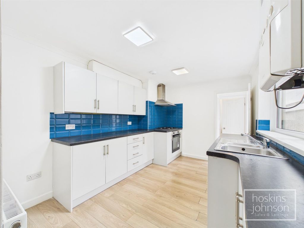 Property photo 2 of 17 Kitchen/Breakfast Room