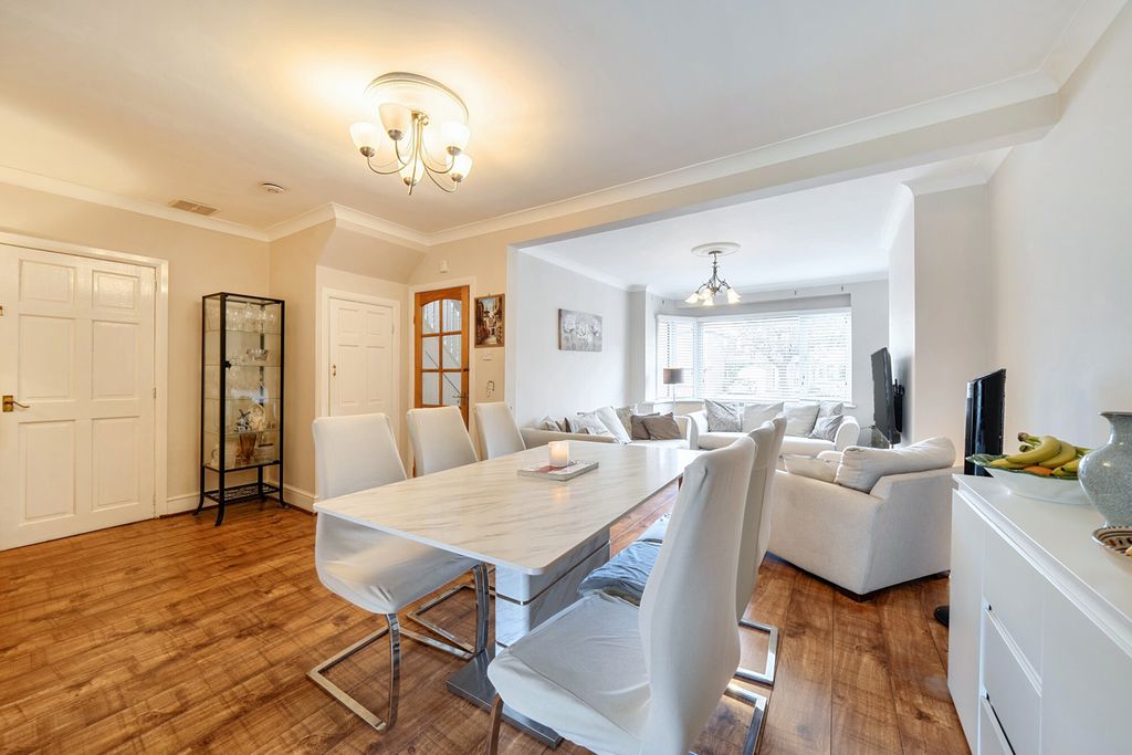 Property photo 2 of 20 1439022-2-69Cfd88...