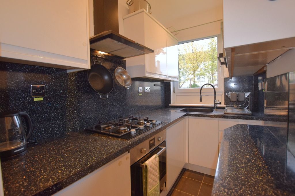 Property photo 3 of 9 Photo 3