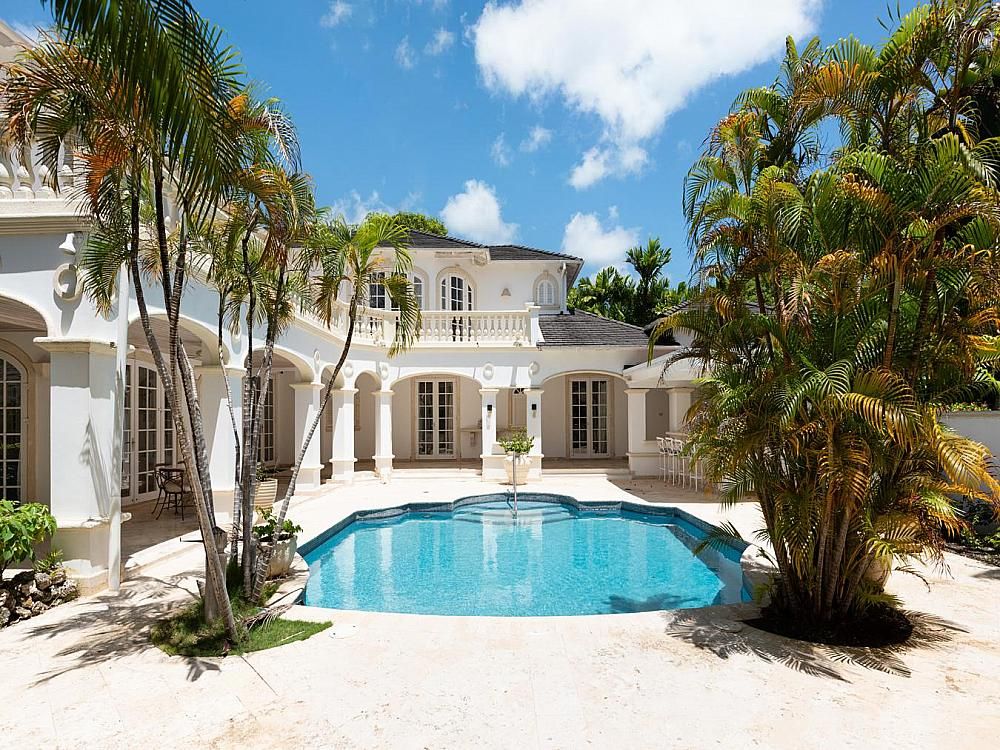 Property photo 1 of 35