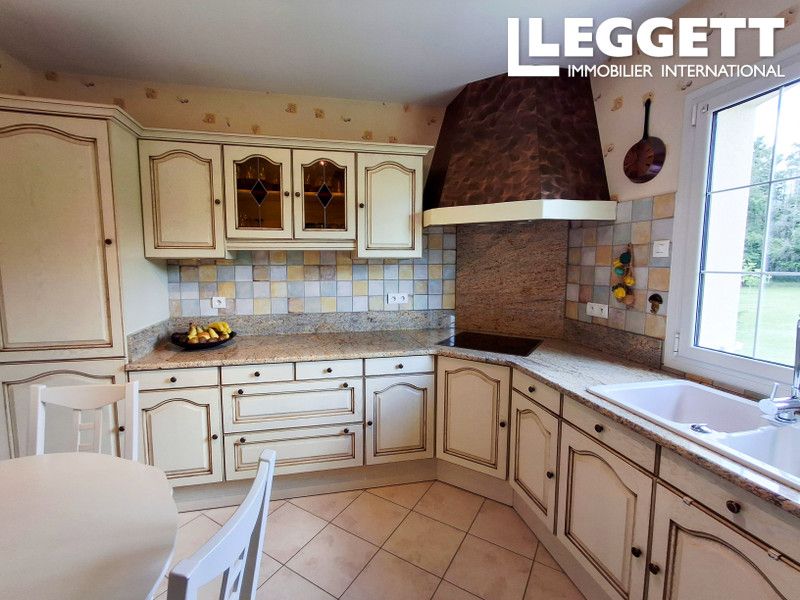 Property photo 3 of 10