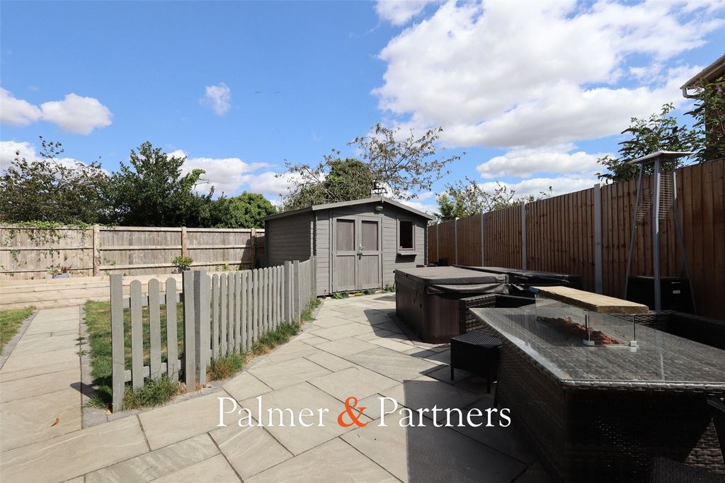Property photo 3 of 32 Picture No. 43