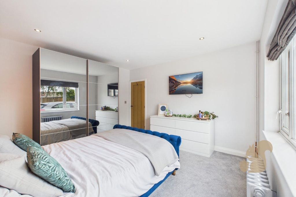 Property photo 2 of 22 Cam01659G0-Pr0584-Still003.Jpg