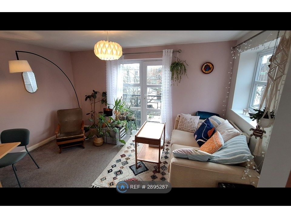 Property photo 3 of 28