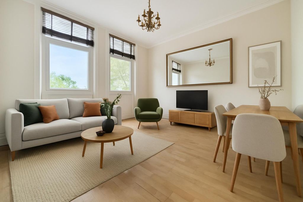 Property photo 2 of 8