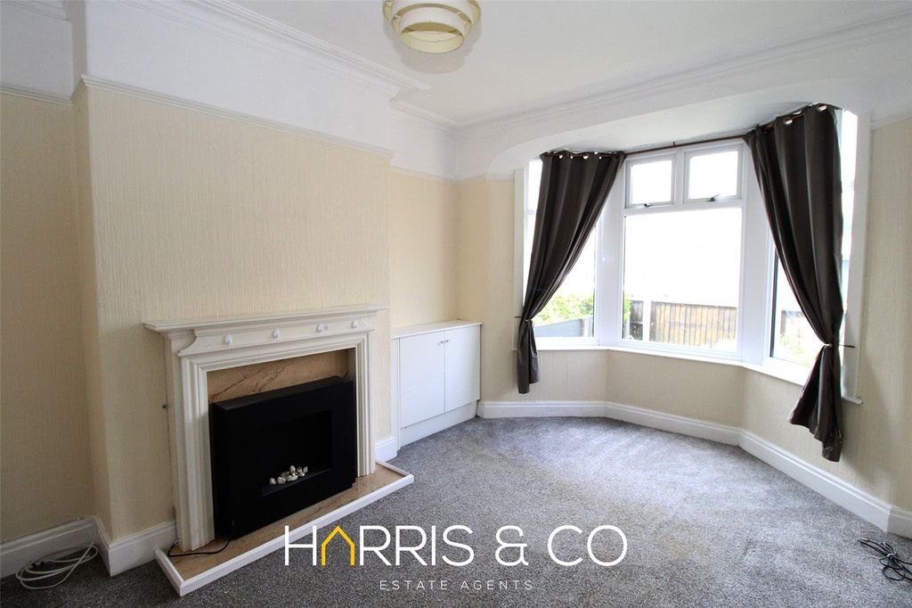 Property photo 3 of 11 Picture No. 08