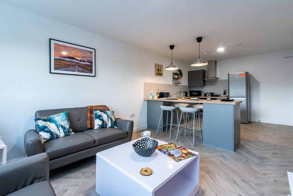 Property photo 2 of 29 Broadgate-21
