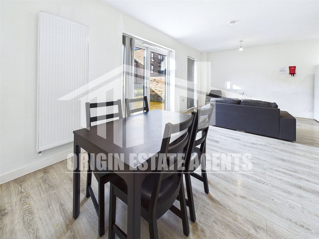 Property photo 2 of 26 Picture No. 65