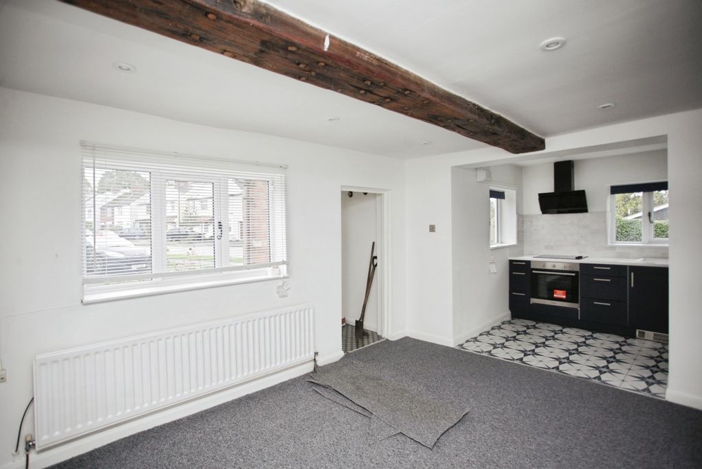 Property photo 3 of 13 Photo