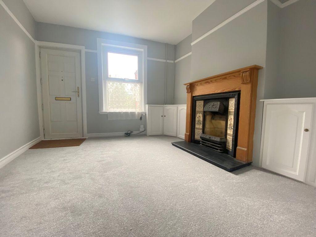 Property photo 2 of 10 Gallery