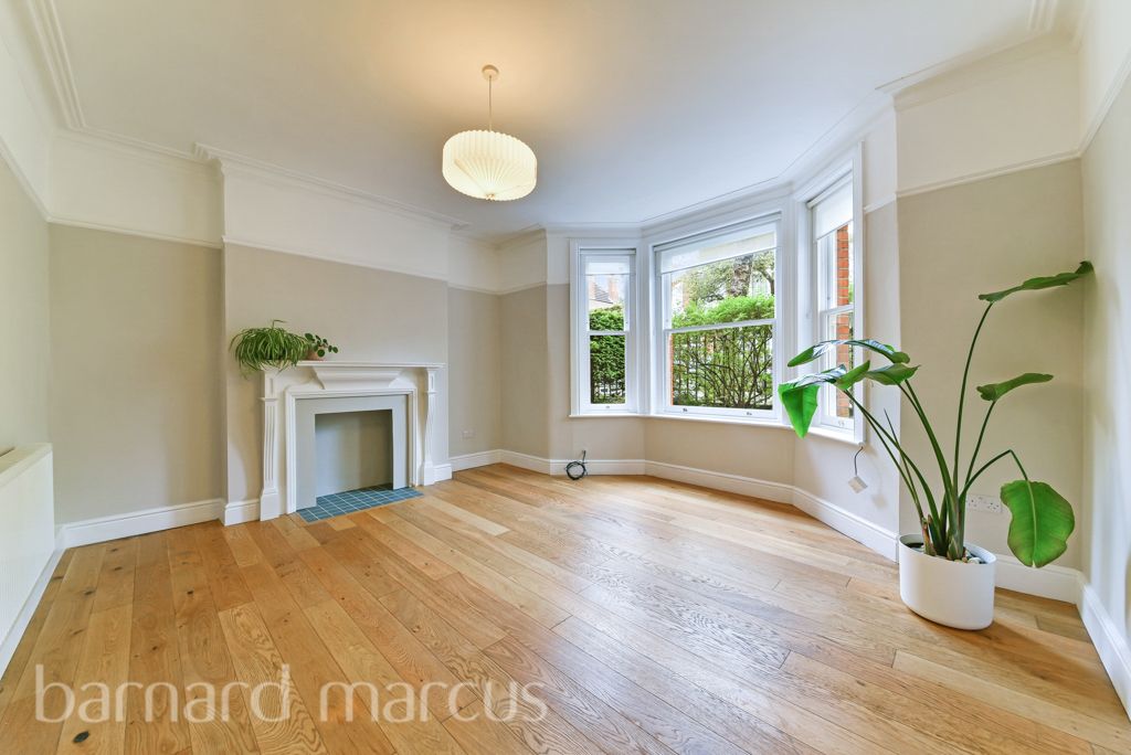 Property photo 1 of 8 Reception Room