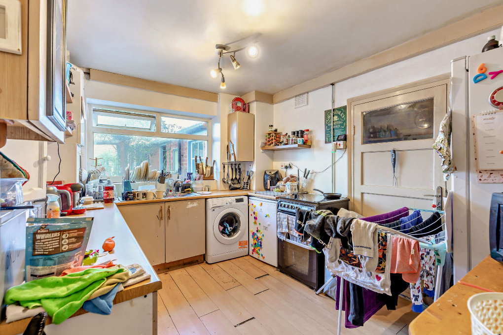 Property photo 3 of 6