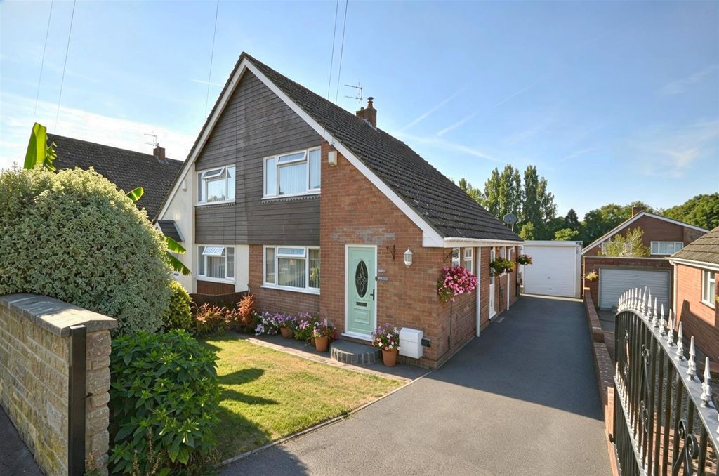 Property photo 1 of 13