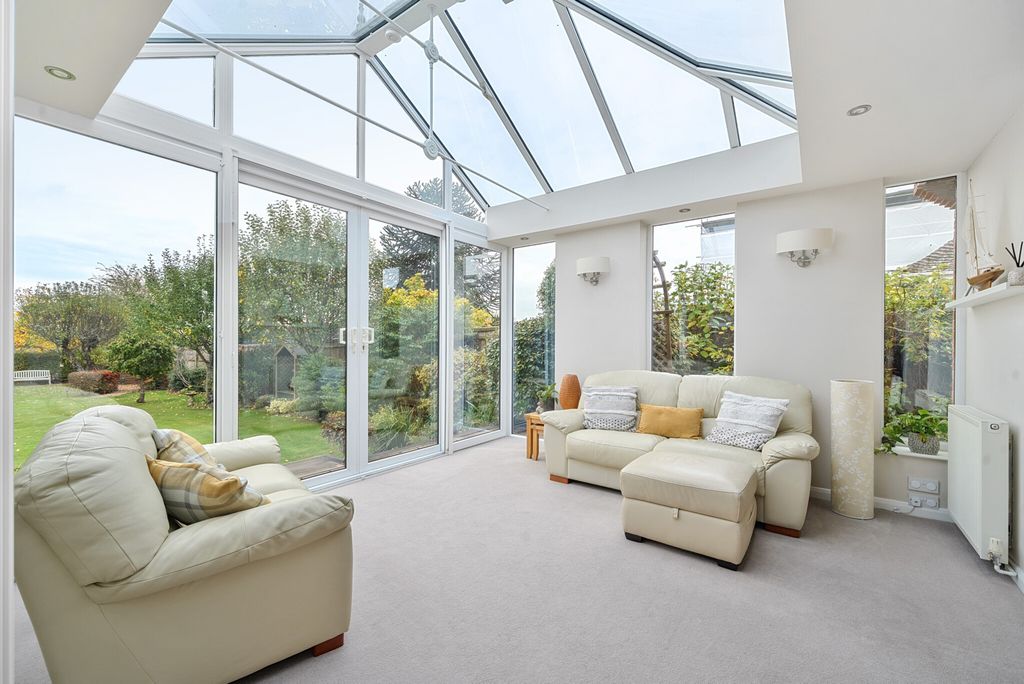 Property photo 3 of 22 1370642-34-68Fa1F...