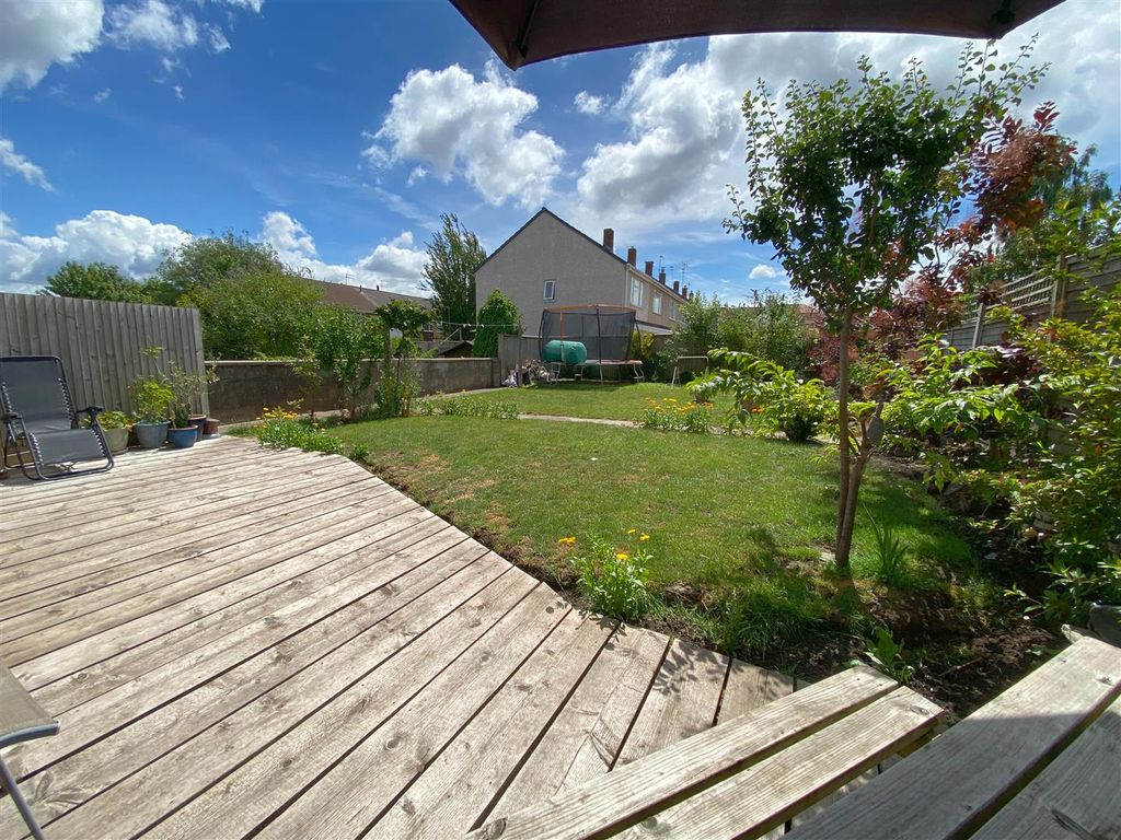 Property photo 3 of 32 Rear Garden And Decking (1).Jpg